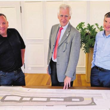 Ein letzter Infoabend - Städtische Vertreter wie Stadtrat Stephan Troxler, Stadtammann Raymond Tellenbach und Bau-Abteilungsleiter Stefan Walder (von links) haben gemeinsam mit anderen Akteuren jahrelang über den Plänen gebrütet. Nun soll die Umsetzung folgen.