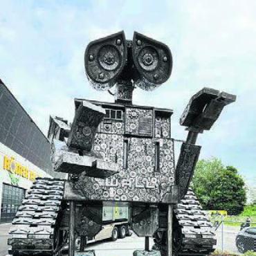 Die markante Begrüssung beim Eingang zum neuen Entsorgungszentrum.
