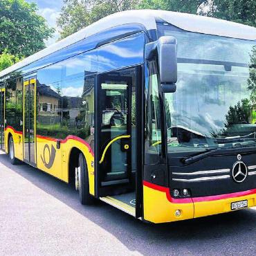 Zwölf Meter langer Batteriebus - Der neue E-Bus für das Ortbusnetz in Wohlen ist seit einigen Tagen im Einsatz. Bild: pd