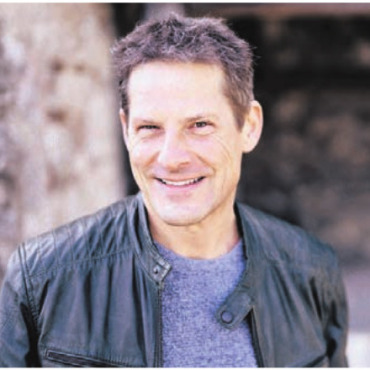 Wie umgehen mit Trauer und Trost? - Oliver Schnyder, Pianist. Bild: Marco Borggreve