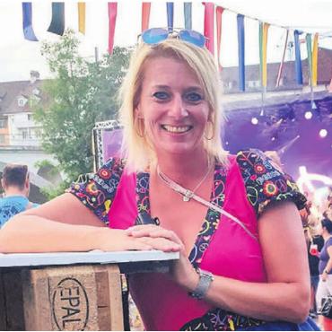 Musik, Genuss – und die WM - OK-Präsidentin Esther Lattmann ist selbst ein grosser Schlagerfan. Und entsprechend beim Bremgarter Schlagerwahnsinn ganz in ihrem Element.