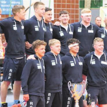 Zum Abschied einen Titel - Der Pokal bleibt ein weiteres Jahr bei der RS Freiamt. Bild: jl