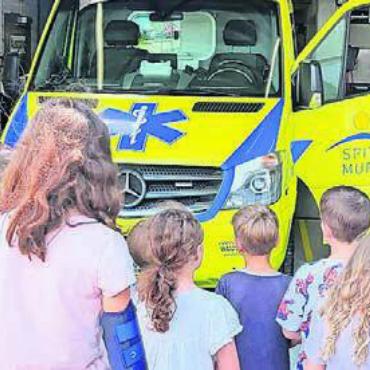 Die Wunschphase beginnt - Beim «FerienSpass» wird den Kindern immer spannende Einblicke geboten. Bild: zg