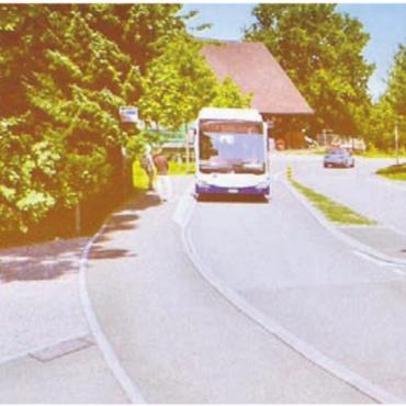 Lebensader durchs Dorf aufwerten - Die Fahrbahn-Haltestelle Unterdorf soll eine Mittelinsel erhalten.