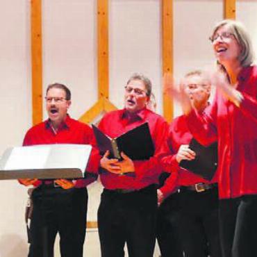 «Suchende statt wissende Kirche» - Der «Regi-Chor» erfreute an der Kirchgemeindeversammlung in Muri mit zwei Gesangseinlagen. Bilder: Thomas Stöckli