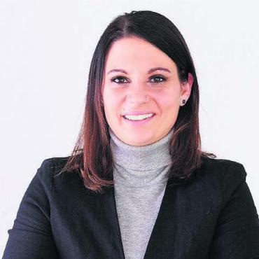 Kommunikation weiter ausbauen - Als neue Kommunikationsverantwortliche der Gemeinde fungiert Manuela Scavelli als Ansprechperson für die Medien und wird den Gemeinderat, die Geschäftsleitung sowie die verschiedenen Abteilungen in der internen und externen Kommunikation unterstützen. Bild: zg