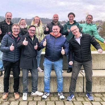 Drei Tage voller Highlights - Das OK mit (von links) Renato Gsell, René Meier, Martina Bereuter, Kudi Beck, Barbara Maurer, Reto Meier, Kai Meier, Angi Reif, Bernhard Wespi und Astrid Koch freut sich auf ein unvergessliches Wochenende. Bild: zg