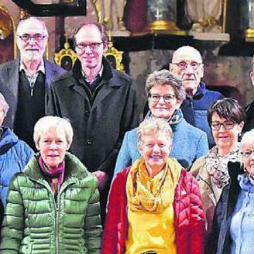 Grosses Jubiläumsfest - Für das Jubiläum studiert der Kirchenchor Teile von «Te Deum» von Henry Purcell ein. Bild: zg
