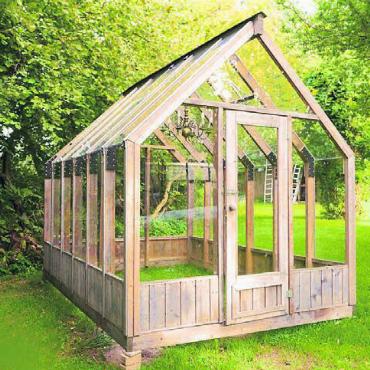 Grosser Traum für ein kleines Haus - Auf acht Quadratmetern gibt es viel Platz für Kreativität – etwa ein gemeinsames Abendessen oder eine Übernachtung.