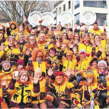 Fasnacht für die ganze Familie - Die letzten fünf Jahre waren sie zum Thema Afrika unterwegs. Doch zum Jubiläum heben sie ab in die «Galaxy». Bilder: zg