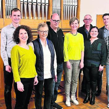 Ort der gelebten Ökumene - Überzeugt von der Idee der ökumenischen Zusammenarbeit: der Vorstand des Kirchenvereins in Arni. Bild: zg
