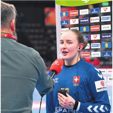 «Das ist einfach verrückt» - Seraina Kuratli im SRF-Interview. Bild: awa