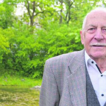 Die Faszination wecken - Robert Wilds Engagement für die Natur sucht seinesgleichen. Bild: Archiv