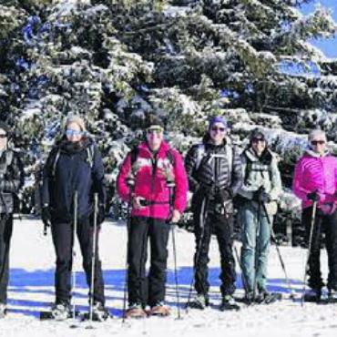 Auf die Rigi - Auf Schneeschuhen genoss der TV Merenschwand einen herrlichen Tag. Bild: zg