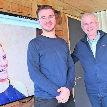 Freude am Musikmachen erleben - An die Pressekonferenz wurde Julia Fischer noch aus München zugeschaltet, zum Boswiler Frühling kommt sie persönlich, mit Co-Leiter Benjamin Nyffenegger und Claudio Rossetti (rechts), Geschäftsführer Künstlerhaus. Bild: Thomas Stöckli