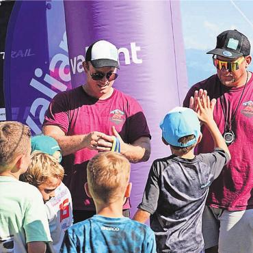 Bergab – und doch ein grosser Erfolg - Stefan Lang (links) und Björn Scheuber. Bilder: Laurin Brügger