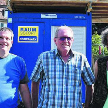 Besuch bei «Frönde» rückt näher - Bauchef Marcel Riesen, OK-Präsident Ruedi Seiler, Meri Müller, Unterhaltung. Bild: vaw