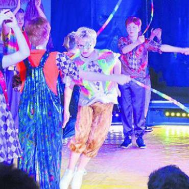 Spannung, Fantasie und Artistik - Als «Strassenkünstler» beim Seilspringen.