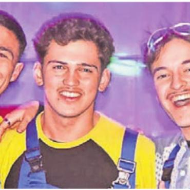 Wahnsinn in Merenschwand - Die drei Organisatoren, v. l.: Silvan Käppeli, Nicola Niederer und Timo Käppeli. Bild: zg
