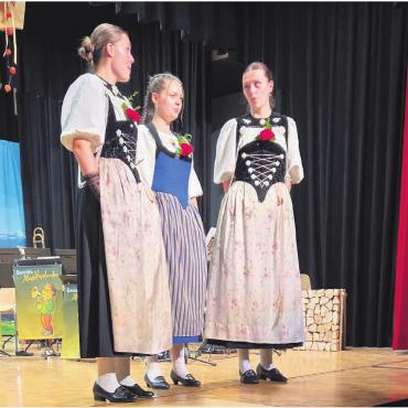 Mit ganz viel Stimmung - Die drei Geschwister «von Niederhäusern» Ameli, Nadja und Francin singen sich in die Herzen der Zuhörer.