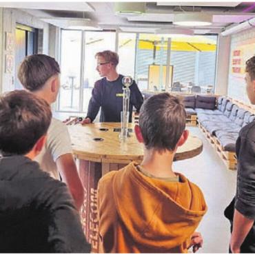 Einblick in einen neuen Beruf - Der Gemeinschaftsraum zeigt, welches Betriebsklima bei Bütler gelebt wird.