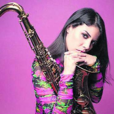 Sie kann alles spielen - Nach einer Reise nach innen bringt Melissa Aldana ganz viel neue, tiefgreifende Musik nach aussen – auch nach Muri. Bild: zg