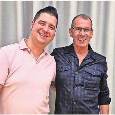 Grosse Jubiläen - Neumitglied Patrick Isker (links) und Albin Räber, der seit 50 Jahren musiziert. Bild: zg