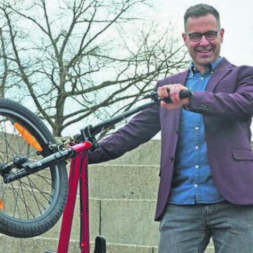 «Genau solche Typen braucht es» - Martin Schneider hat viele neue Sportarten akquiriert – auch BMX. Bild: Archiv