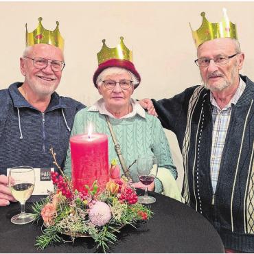 «Füreinander da sein» - Hugo Haltinner, Petra Bamert und Franz Bissig (von links) sind die drei Bremgarter Könige des neuen Jahres. Bilder: Marco Huwyler