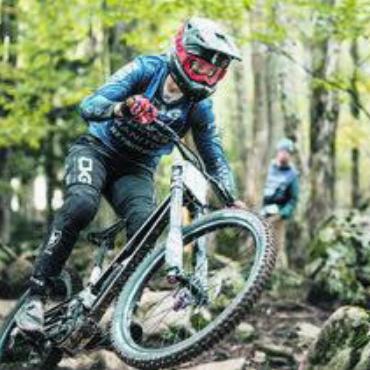 Mike Huter konnte sich in der Endabrechnung des Weltcups innerhalb der Top 10 platzieren. Bild: @mediamoni