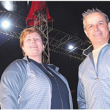 Dorfgeschichte geschrieben - Gemeinsam für den «Circus Meri»: Maritta Fischer und Erich Rey. Bild: Archiv