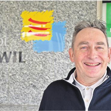 Das Dorf in Bewegung halten - Thomas Füglistaler hat sein Amt mit viel Freude am Tun ausgefüllt. Bild: Verena Anna Wigger