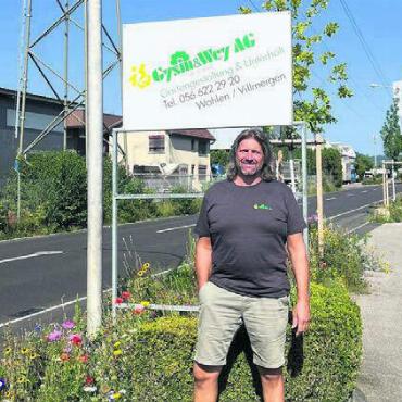Alles aus einer Hand - Urs Neeser, der kreative Gartengestalter.