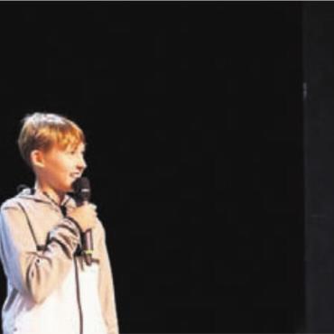 Wo der Tanz zu Hause ist - Präsentation der Schule Rottenschwil an der Preisfeier im Kurtheater Baden. Bild: zg