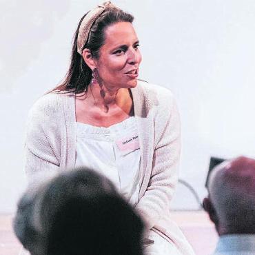 Eine wahrhaftige Liebeserklärung - Die Vergangenheit des Künstlerhauses setzt sich aus einem Mosaik von Geschichten zusammen. Diese wird Stefanie Braun gemeinsam mit ihrem Kollegen Walter Küng an den «Tavolata-Abenden» beleuchten. Bilder: zg