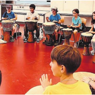 Ganz vieles erlebt - Den Rhythmus spüren – das erlebten die Kinder im Trommel-Kurs.