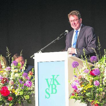 Mit Festrede von Bundesrat Rösti - Bundesrat Albert Rösti betonte, dass die Bürgergemeinden einen wichtigen Beitrag zur Stabilität leisten. Bilder: zg