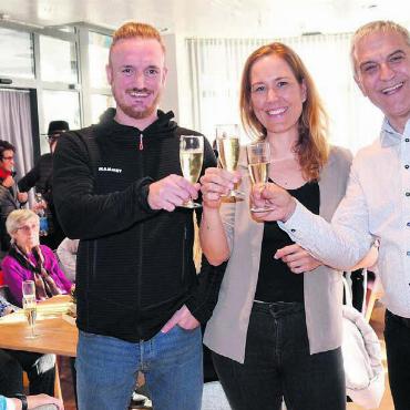 Chic – mit einer Spur Retro - Das Team hinter der Bistro-Überarbeitung. Von links: Michel Zaugg (Umsetzung), Corinne Vogt (Ästhetik) und Josef Villiger (Bedarf).