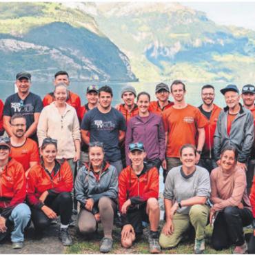 Zwischen Bergpanorama und Rütliwiese - Die Turnerinnen und Turner erlebten abwechslungsreiche zwei Tage. Bild: zg