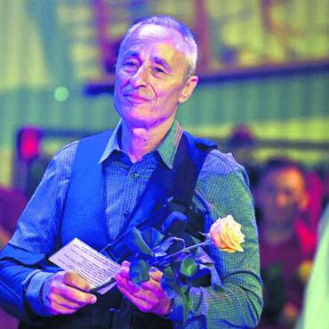 Das Dutzend ist toll - Sichtlich gerührt: Zirkusdirektor Johannes Muntwyler nach der Premiere des neuen Monti-Programms.