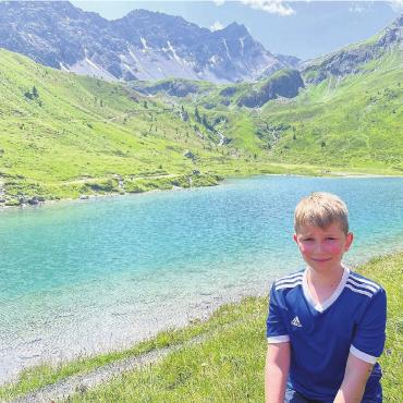 Im Norden unterwegs - Wunderbare Zeiten in der Schweiz. Roger, Katja und Noël Nussbaumer aus Hermetschwil-Staffeln waren am Schwellisee in Arosa.
