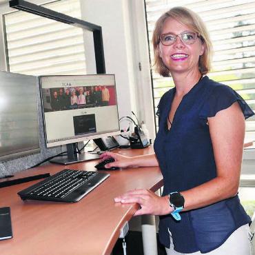 Im Gegensatz zu vielen anderen in der IT-Branche hat Cornelia Lehle, Co-Geschäftsleiterin der TCA in Muri, aktuell alle Arbeitsplätze besetzt. Bild: tst