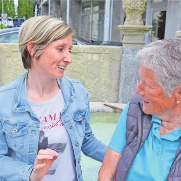 Dem Märt droht das Ende - Susanne Baumgartner (rechts) und Daniela Schweizer freuen sich, eine neue Koordinatorin oder einen Koordinator zu finden. Bild: vaw