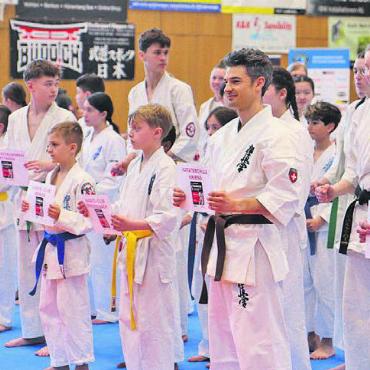 Der Karate-Spirit lebt - Insgesamt starteten 80 Karatekas aus 16 Dojos an den Schweizer Meisterschaften in Wohlen.