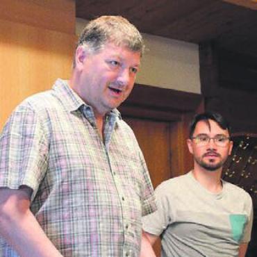Manko in Kommunikation - Ammann Mario Räber (links) und Gemeinderat Christian Bel. Bild: ake
