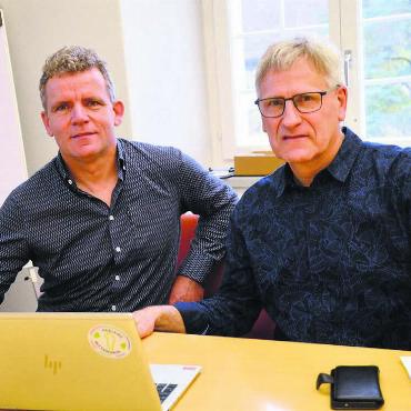Vereinte Kräfte für die Region - Rainer Heggli (links), Präsident der Repla-Wirtschaftskommission, mit Repla-Geschäftsstellenleiter Daniel Räber. Bild: Thomas Stöckli