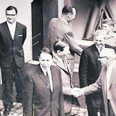«Mir geht jedes Mal das Herz auf» - Juli 1966: Der Besuch des Gesamtbundesrates bei der Firma Bruggisser.