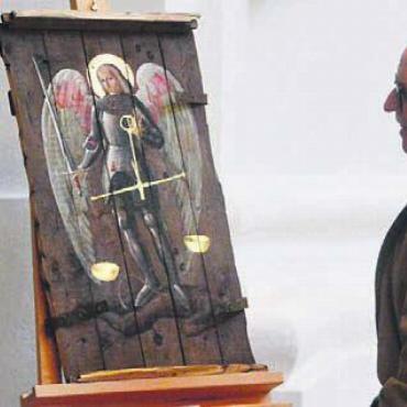 Ein Stück Himmel auf Erden - Die ukrainische Aktionskunst vereint Traditionen und das Kriegserlebte. Bild: cbl