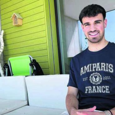 Leben, Tod, Fussball - Flavio Caserta zu Hause in Rottenschwil. Bild: spr