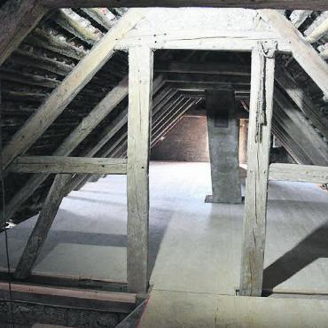 «Engel» wieder fliegen lassen - Auch das Dachgeschoss wird ausgebaut und Teil zweier Maisonette-Wohnungen.